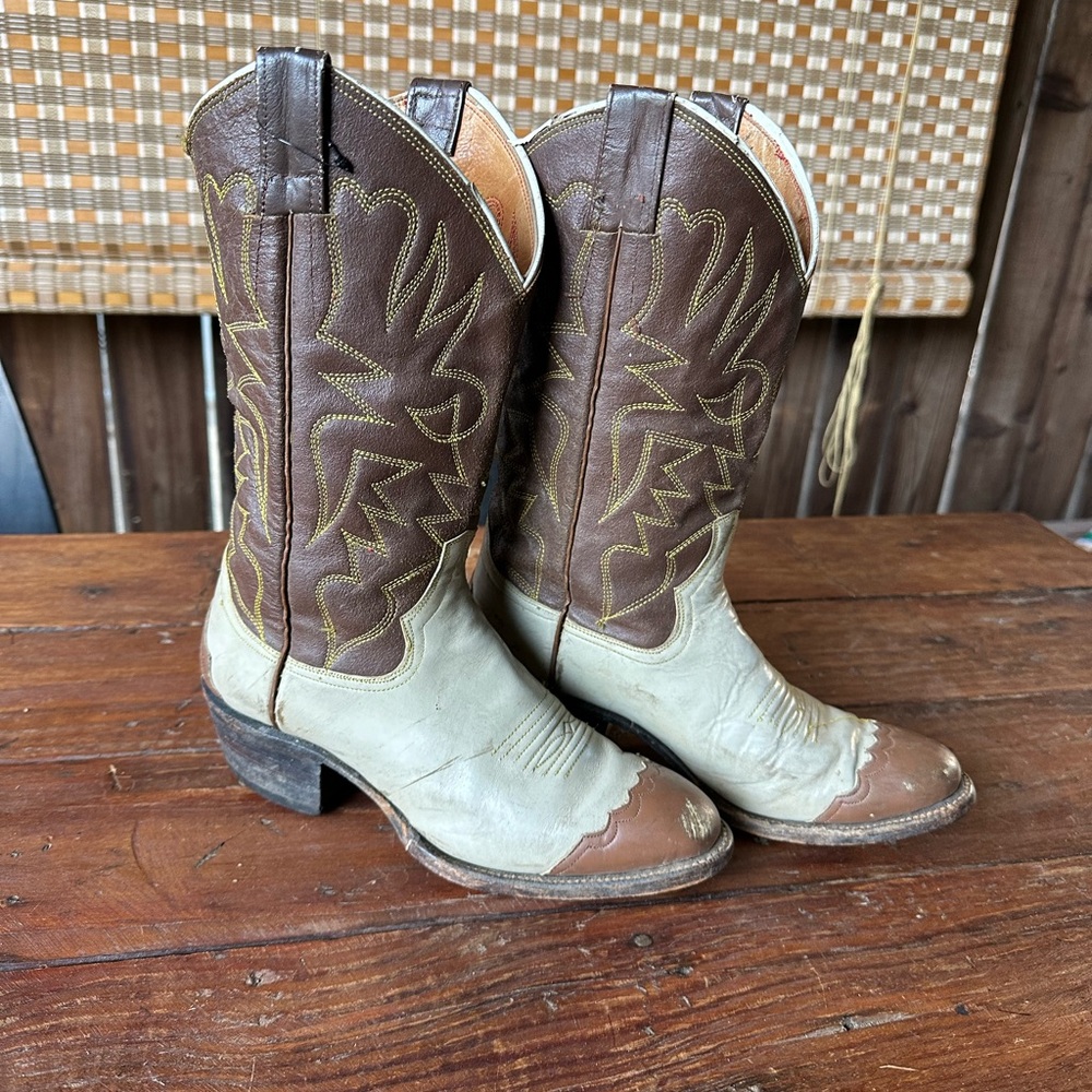 Vintage Cowboy Boots Womens 5.5 or 6